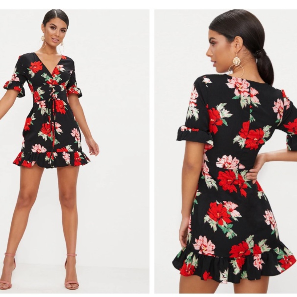 PrettyLittleThing Black Corset Floral Swing Dress